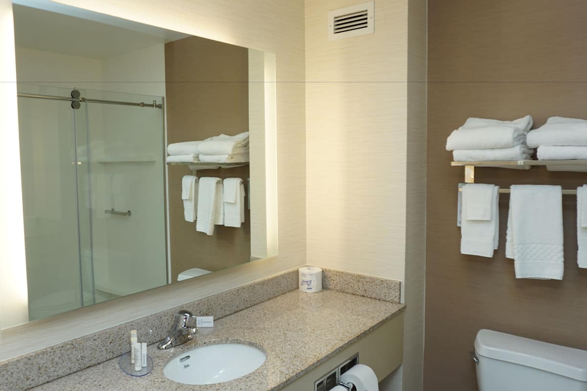 Articles de toilette gratuits, serviettes fournies