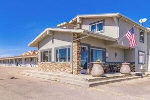 Exterior - Rodeway Inn Casper (Casper)