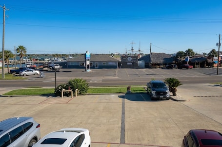 Estacionamiento gratis. Hotel Lydia