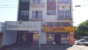 Front of property - Eduardo Hotel (Foz do Iguacu)