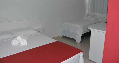 Eduardo Hotel