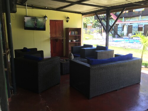 El Faro Beach Hostel