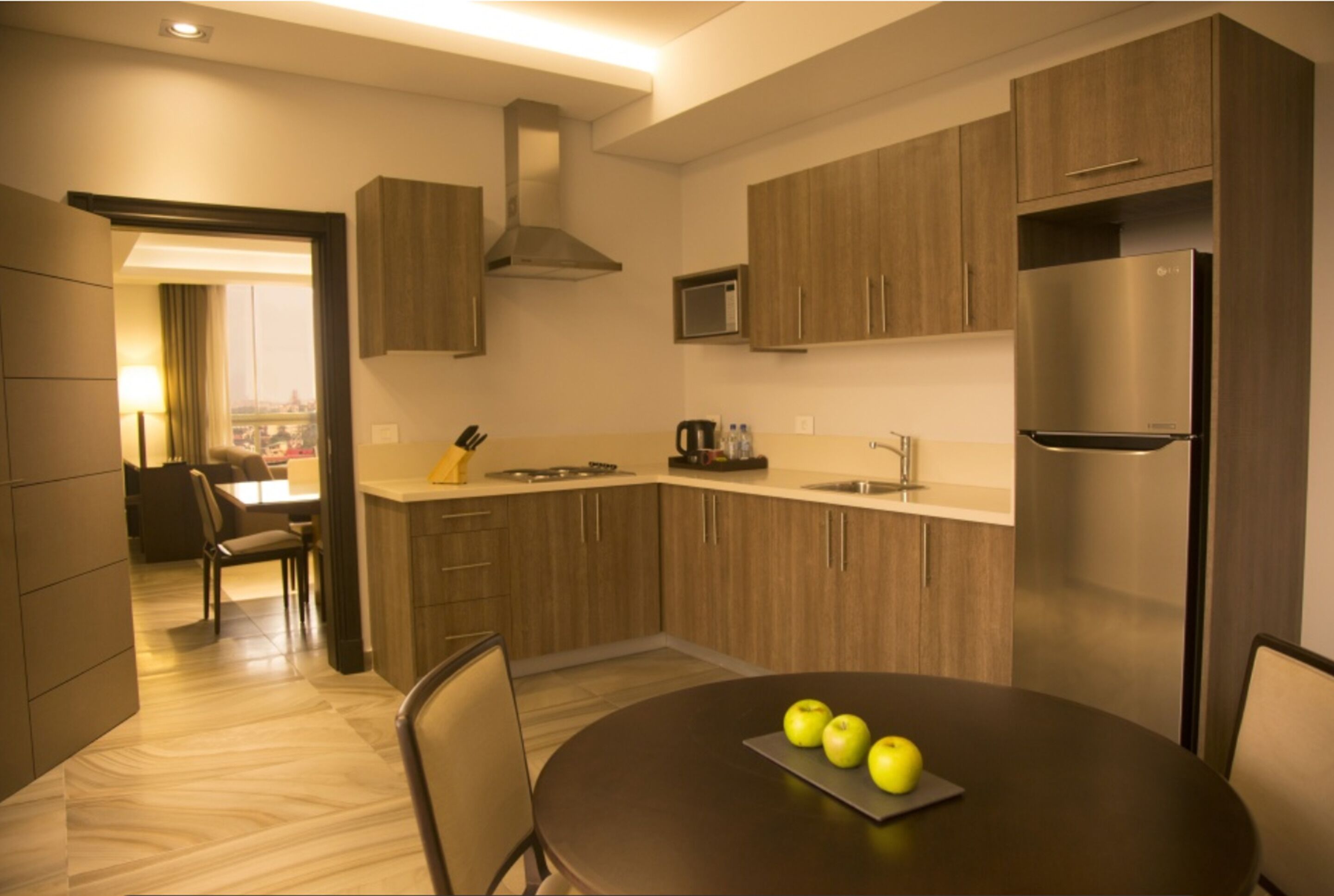 Photo - Kin Plaza Arjaan by Rotana