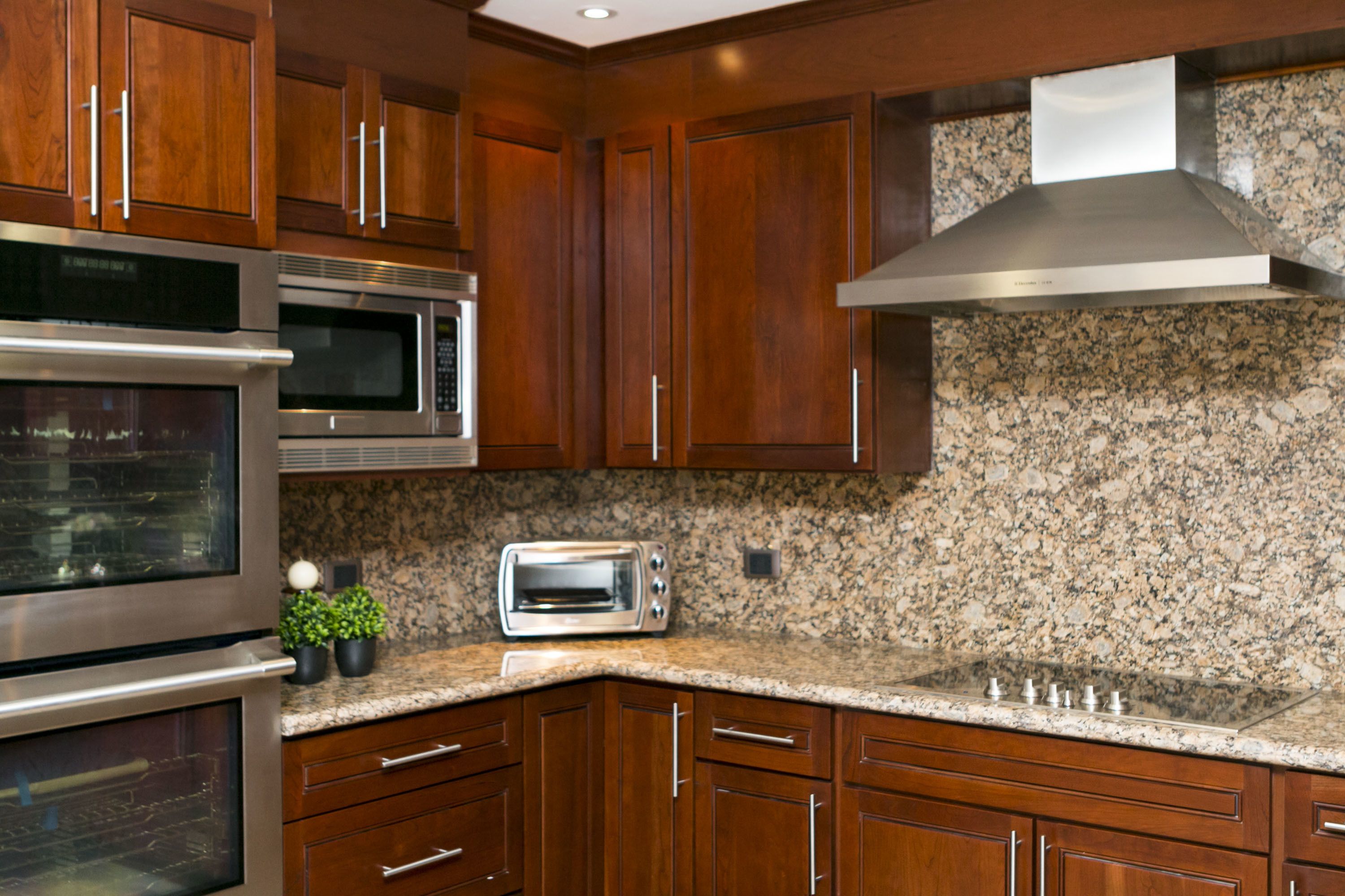 Suite | Private kitchen | Full-size fridge, microwave, stovetop, coffee/tea maker