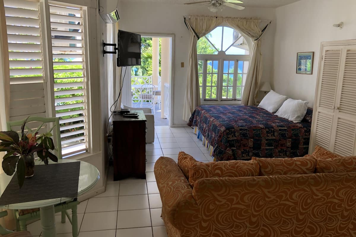 In-room safe, iron/ironing board, rollaway beds, free WiFi