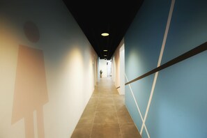 Hallway - Stayan - Hostel (Busan)