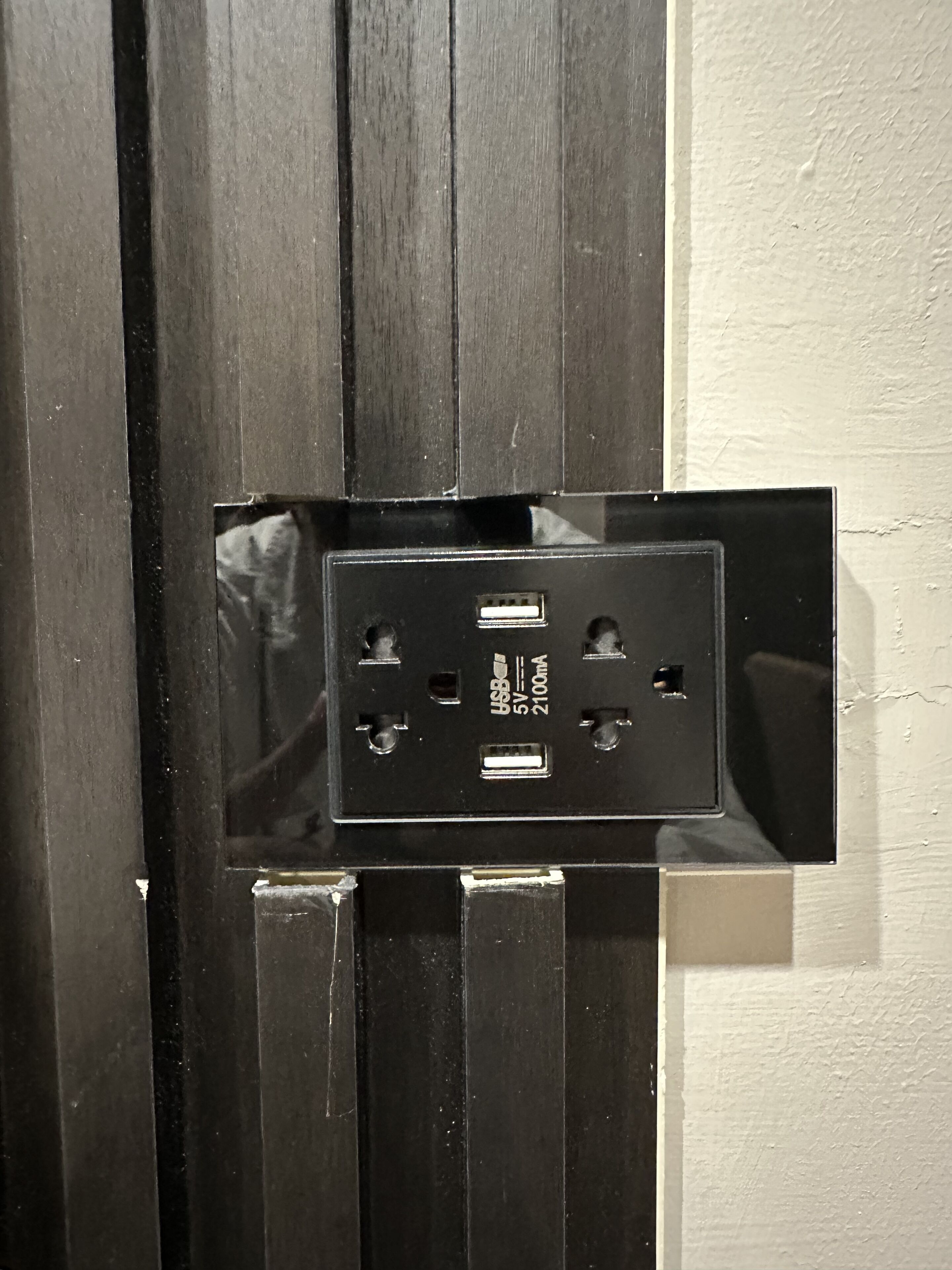 superior double room | in-room safe, desk, free wifi