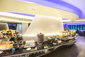 Buffet - Blue Boat Hotel JC (Pattaya)