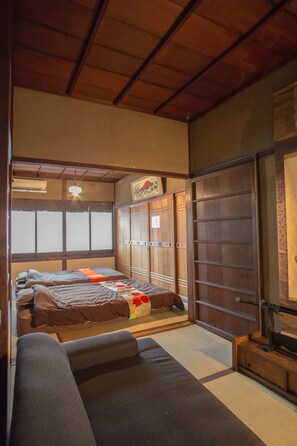 1 bedroom, in-room safe, desk, free wired internet - KYOMACHIYA NO YADO 794inn KIYOMIZUGOJO (Kyoto)