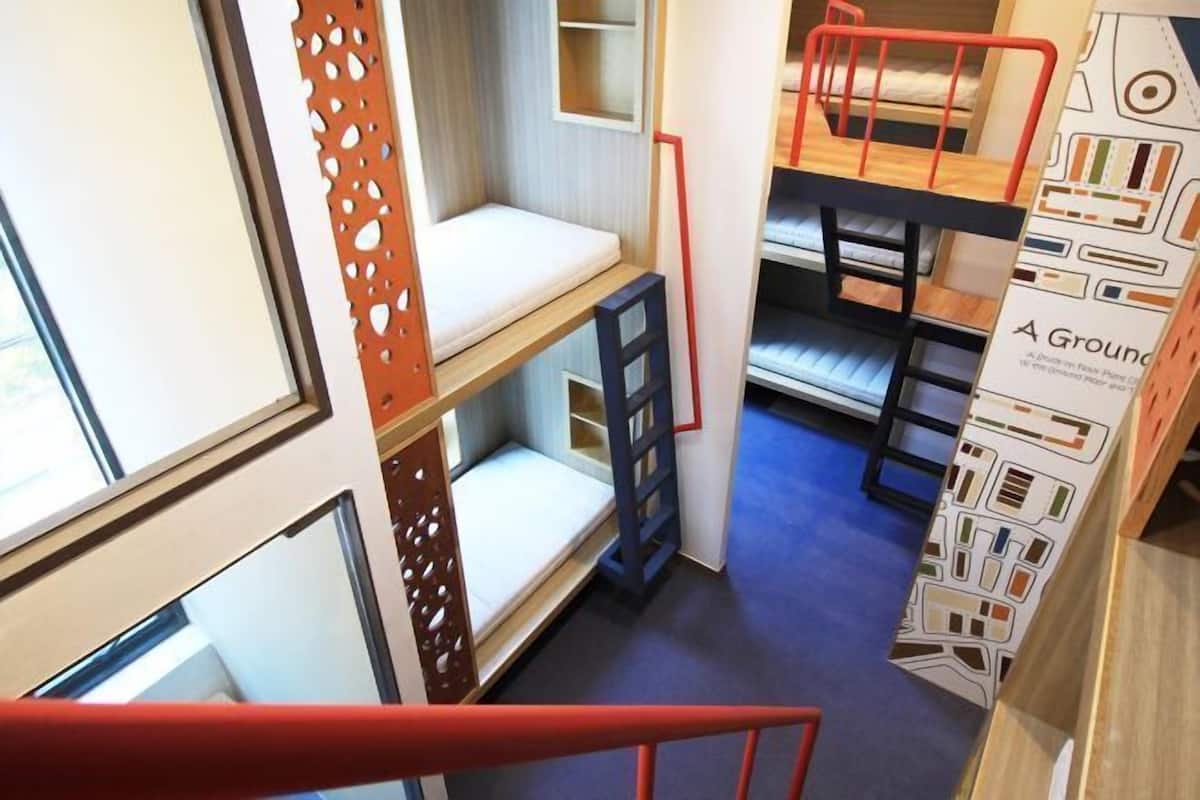 Premium bedding, free WiFi