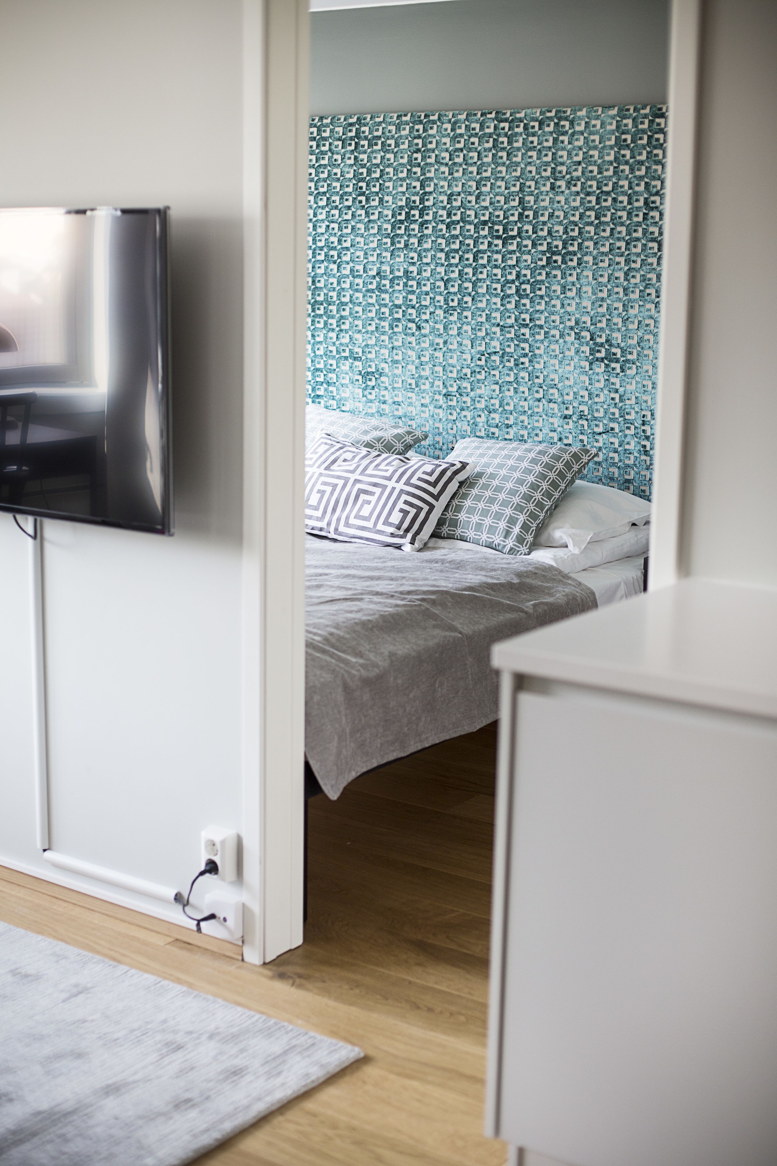 1 bedroom, hypo-allergenic bedding, individually decorated