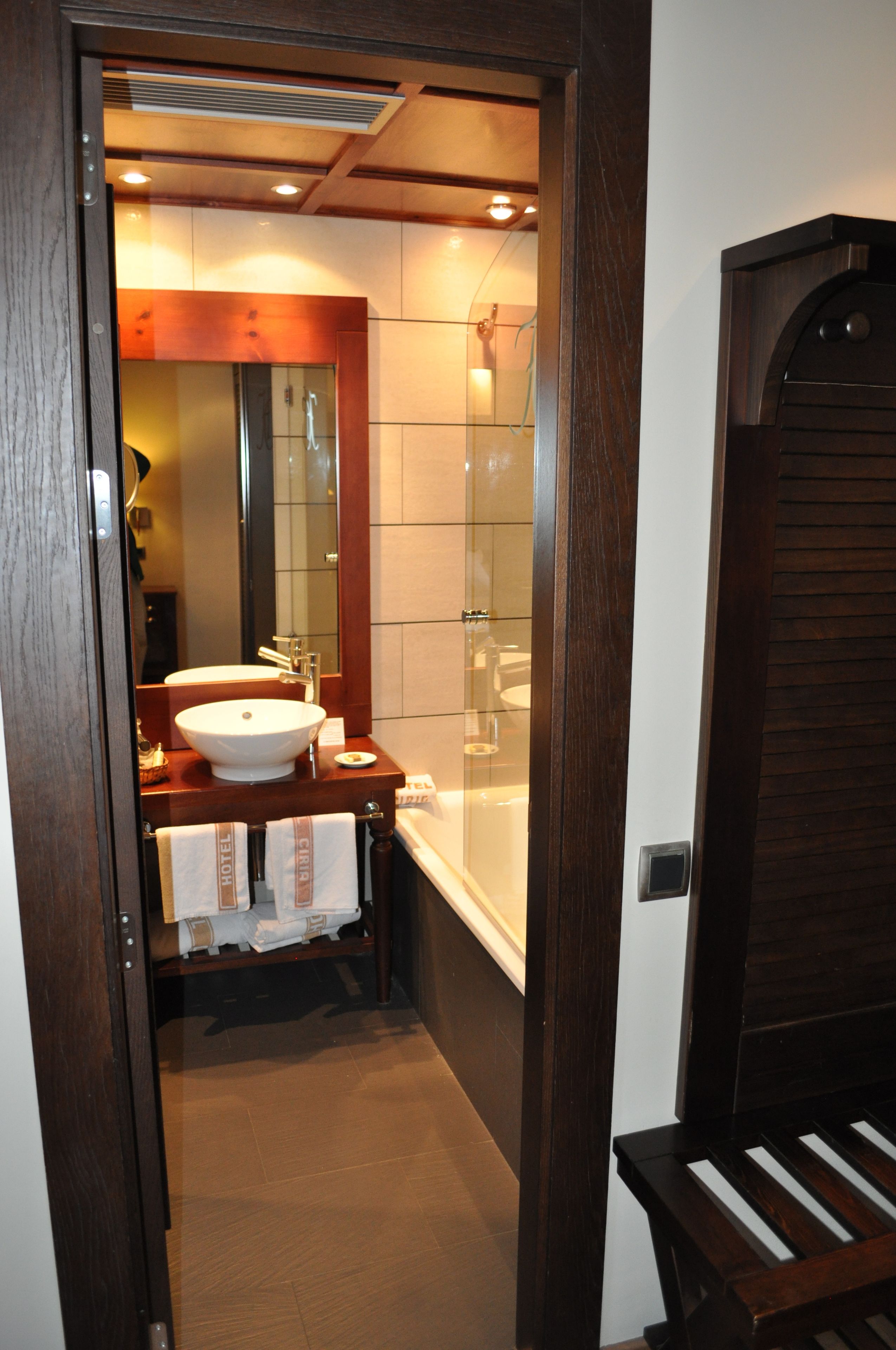 double or twin room | bathroom | free toiletries, hair dryer, bidet, towels