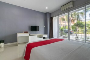 Premier Double Room - OYO 75389 Pandora house (Pattaya)