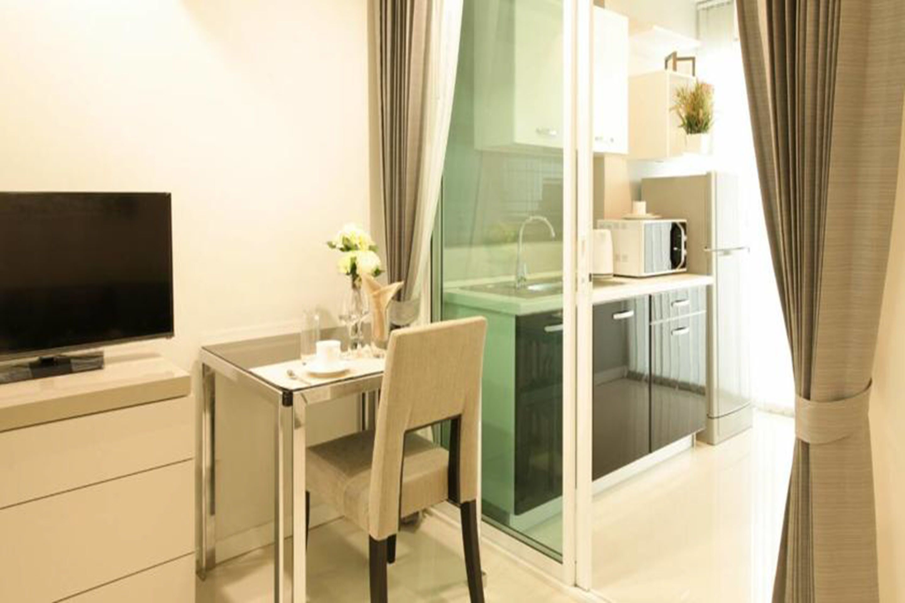 华丽客房, 多张床 | 客房服务设施