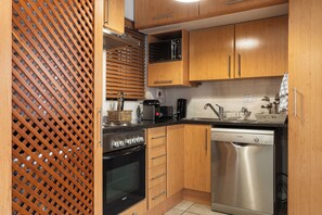 開放式客房 (Eikehof No 24) | 私人廚房 | 大型冰箱、微波爐、烤箱、爐台