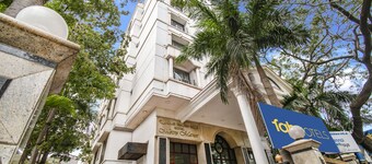 FabHotel Metro Manor Central Station