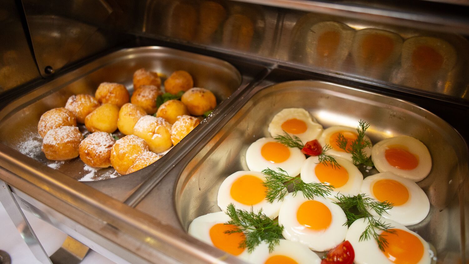 Free daily buffet breakfast