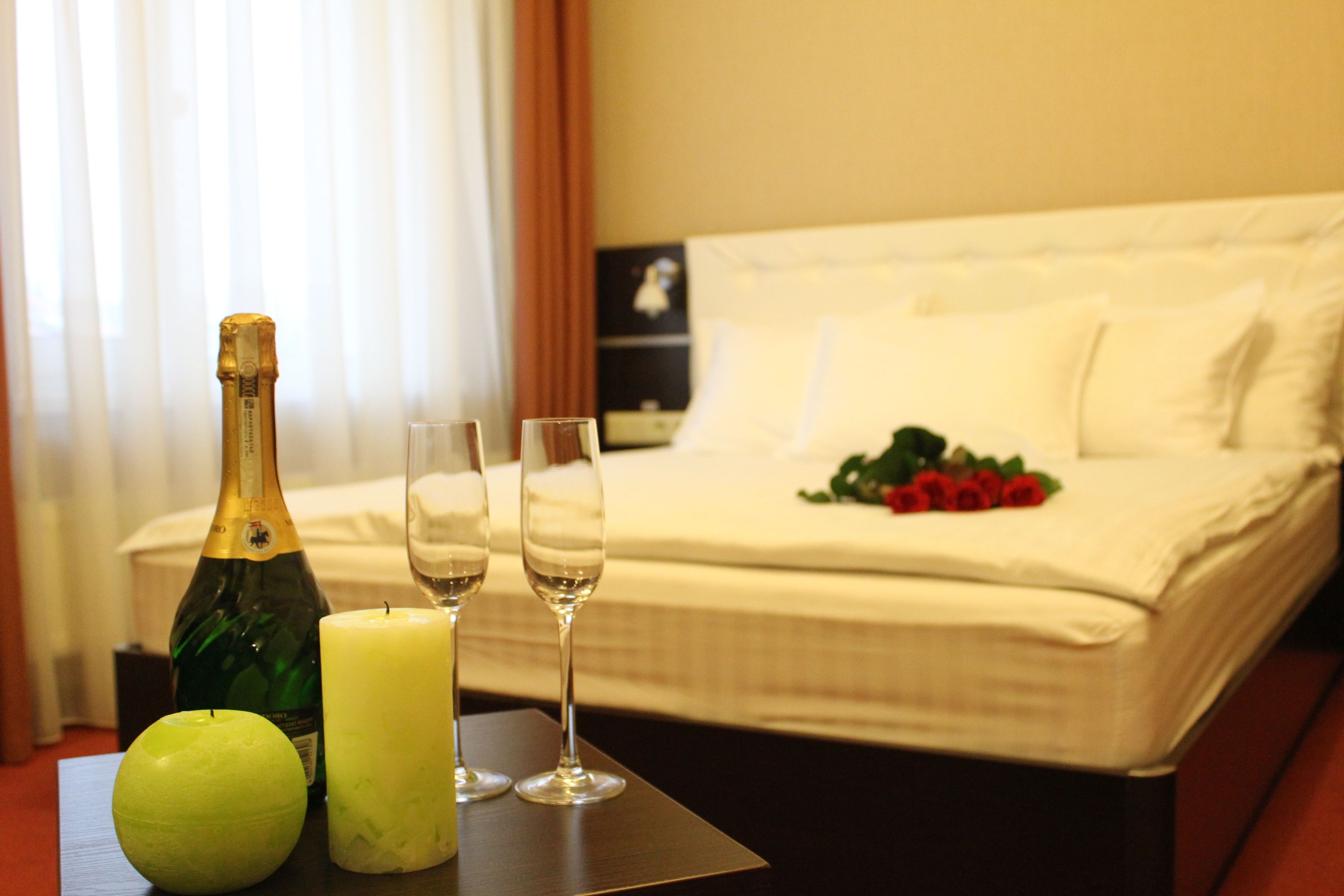 スタンダード ダブルルーム | 高級寝具、ミニバー、セーフティボックス (室内)、デスク