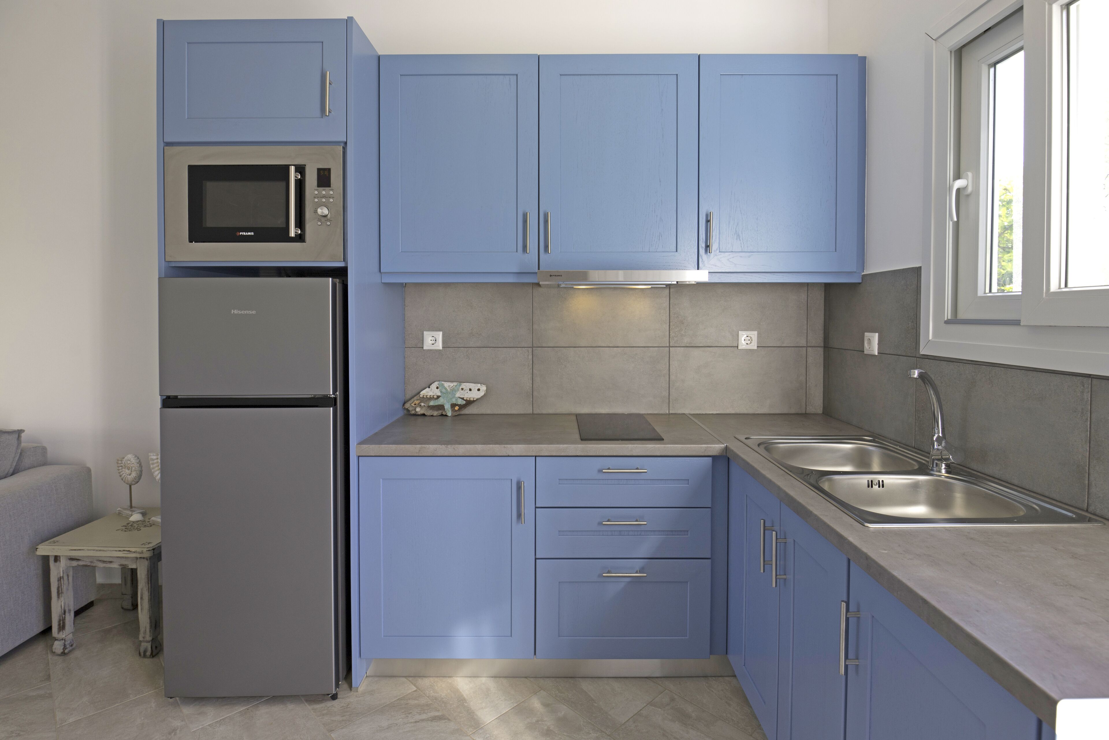 ianos garden suite | in-room safe, iron/ironing board, free wifi, bed sheets