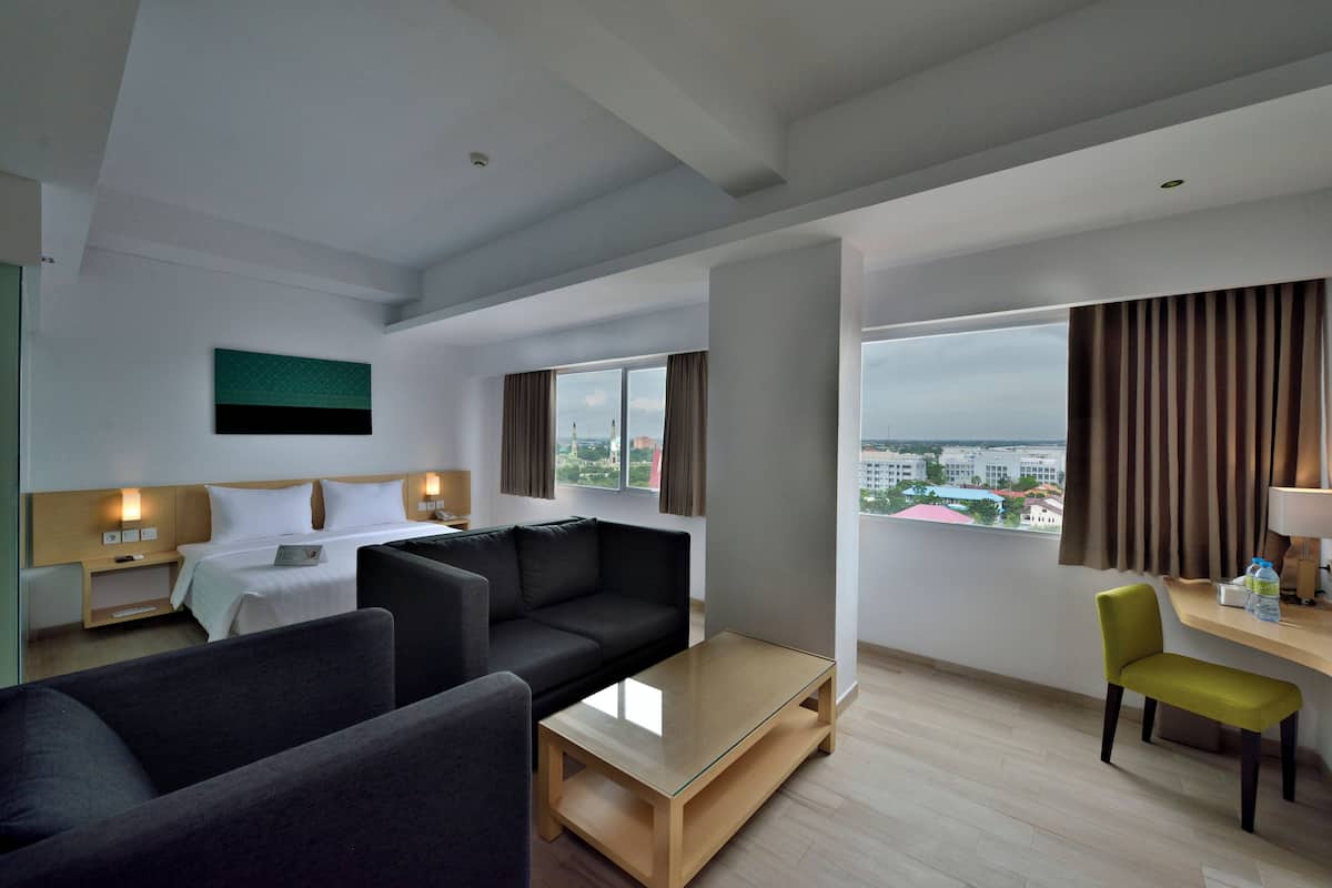 Juniorrum | Värdeförvaringsskåp på rummet, skrivbord och gratis wi-fi