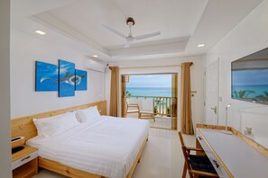 Deluxe Double Room, Air conditioning, Sea View | 1 bedroom, premium bedding, down comforters, pillowtop beds - Luau Beach Inn (Fulidhoo)