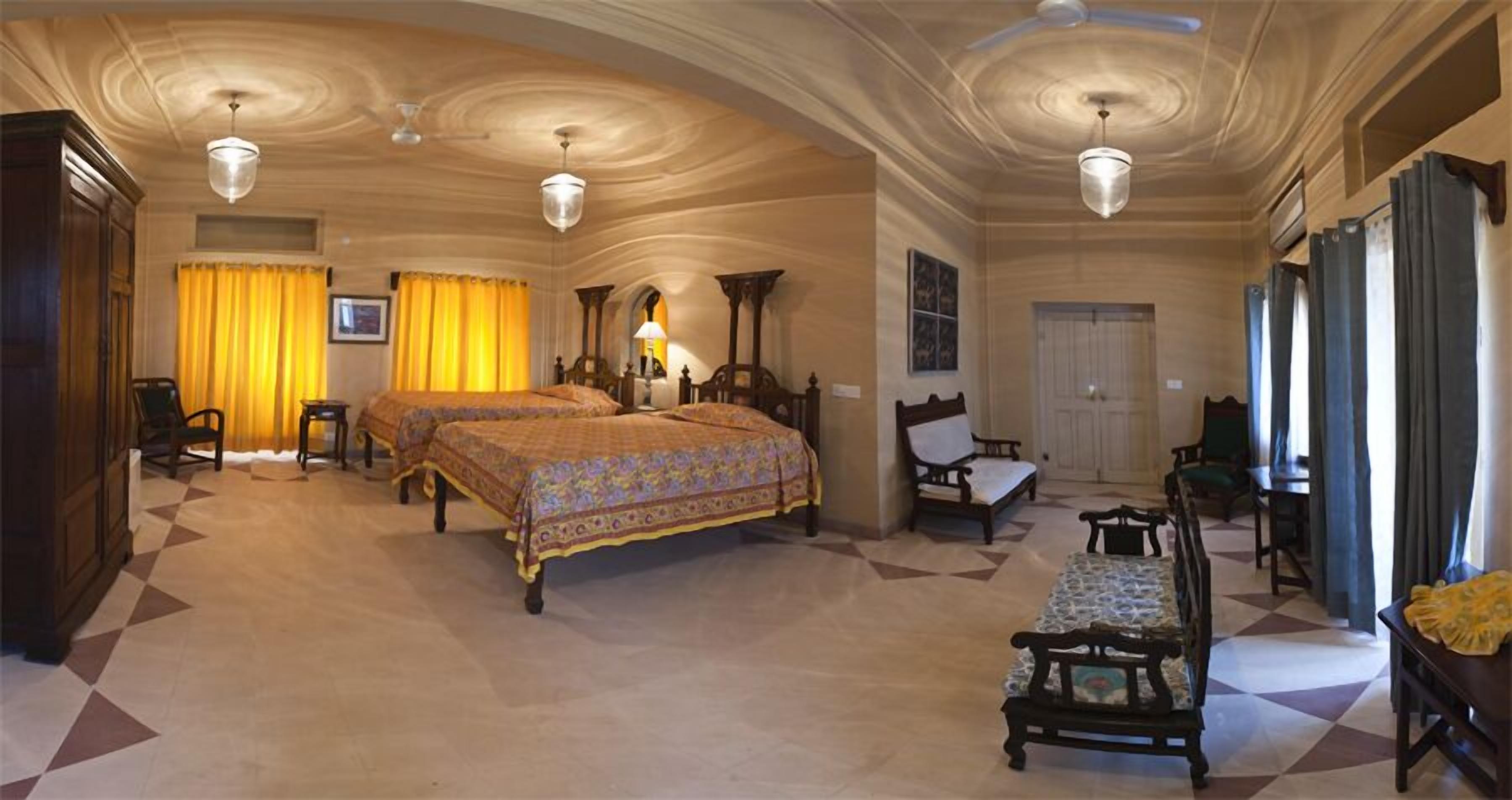 1 bedroom, minibar, desk, iron/ironing board