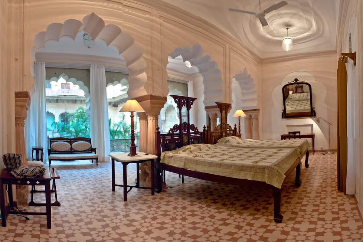 heritage royal | 1 bedroom, minibar, desk, iron/ironing board