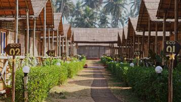 Basic Cottage, 1 Bedroom | Living area