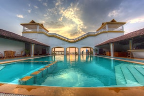 Outdoor pool - Beach Street Resort (Mandrem)