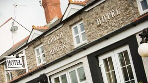 Property entrance - The Coach House Hotel (Pembroke)