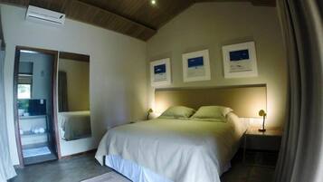 Articles gratuits dans le mini-bar, rideaux occultants