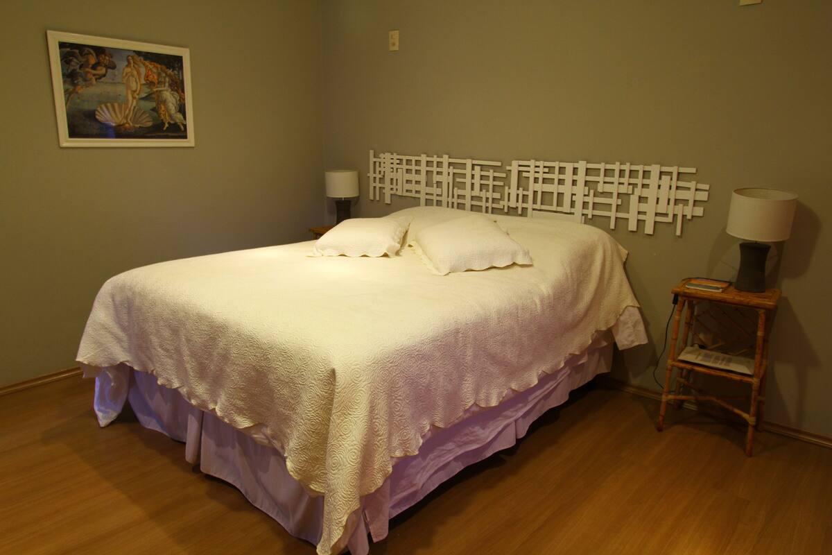 Free minibar, blackout curtains, rollaway beds, free WiFi