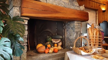 Morgenmadsbuffet hver dag (12.00 EUR pr. person)