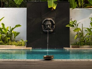 Outdoor pool - Le Colonial 1506 (Kochi)
