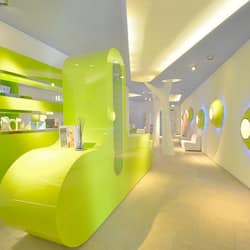 Couples treatment rooms, sauna, hot tub, Turkish bath, body treatments
