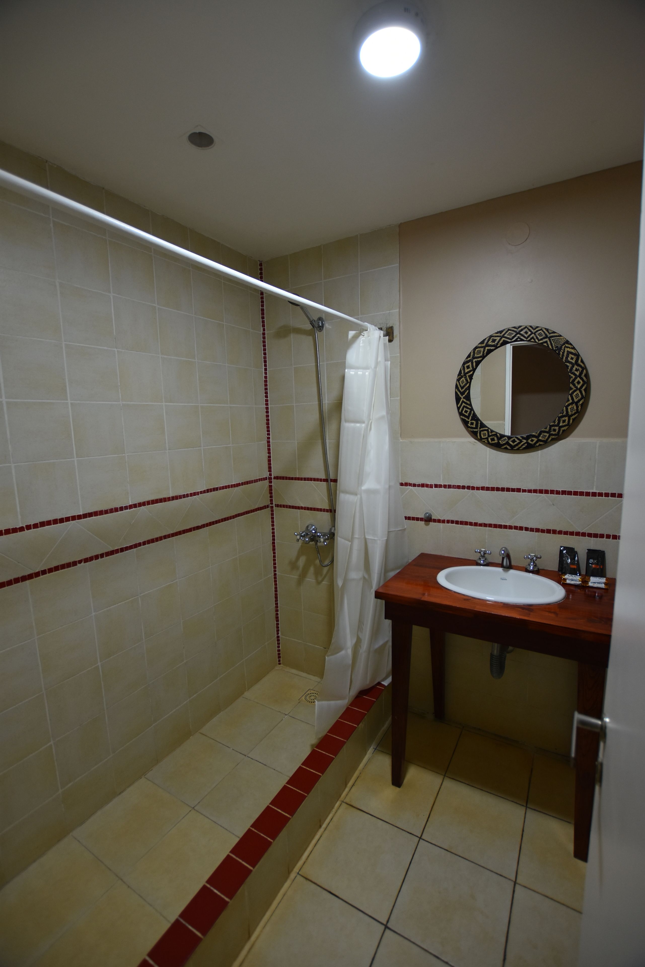 Shared Dormitory, Women only | Premium bedding, down comforters, iron/ironing board, rollaway beds