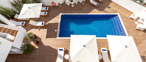 Dobbelt- eller tomannsrom – superior | Minibar, safe på rommet, skrivebord og blendingsgardiner