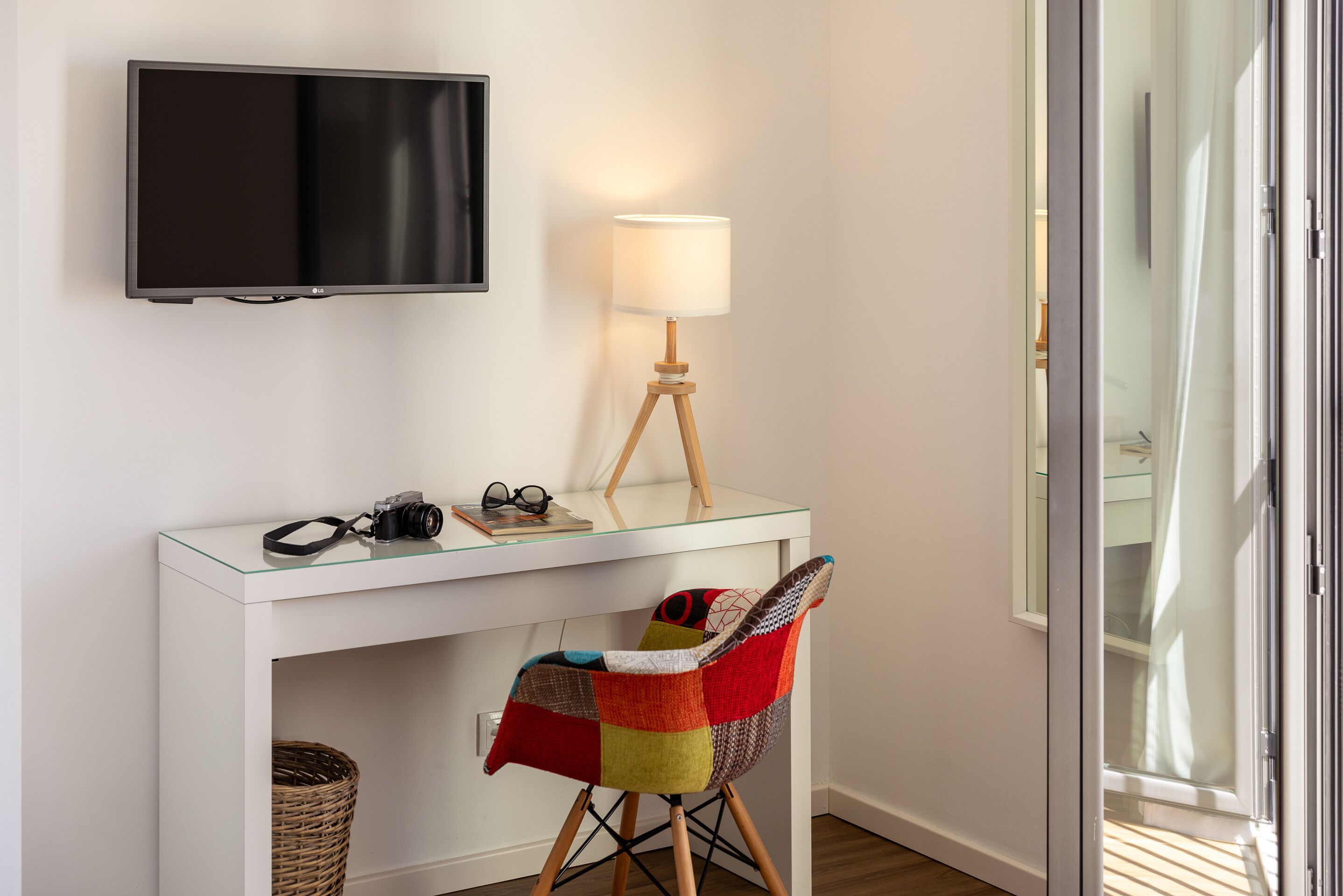 superior double or twin room | minibar, in-room safe, desk, blackout curtains