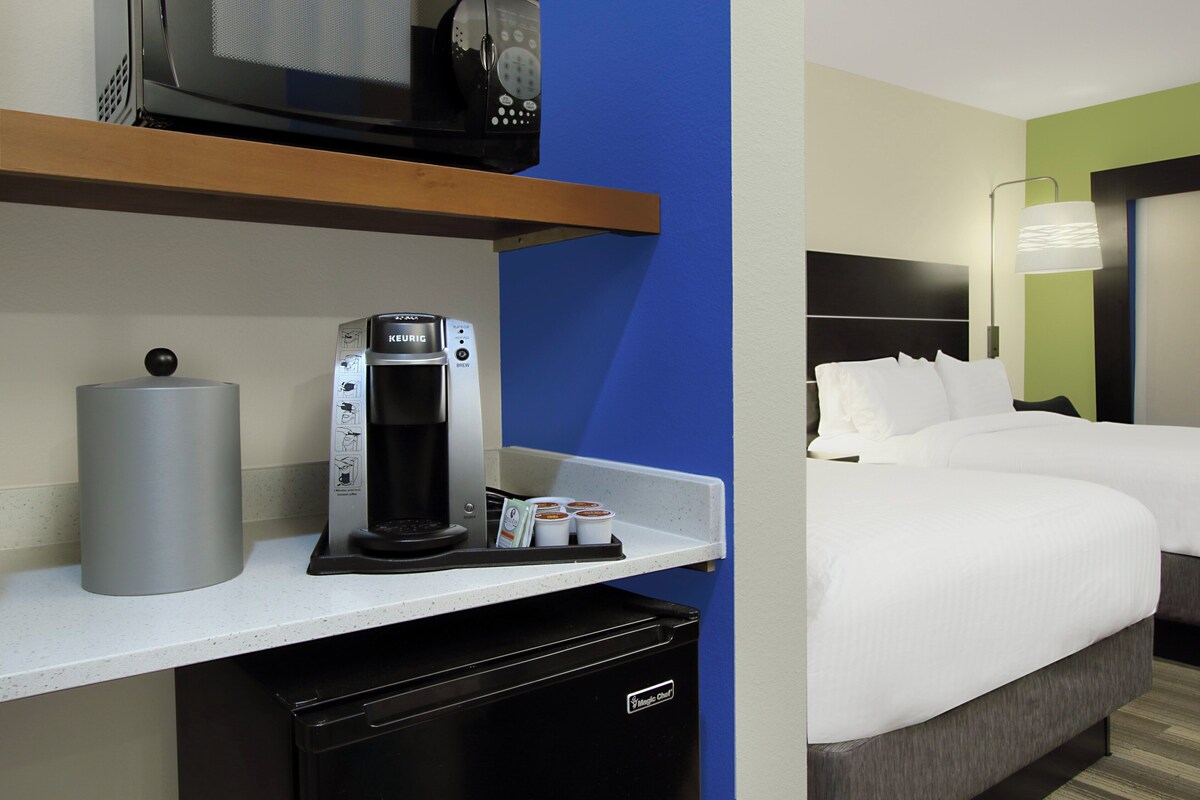 Premium bedding, desk, blackout drapes, iron/ironing board
