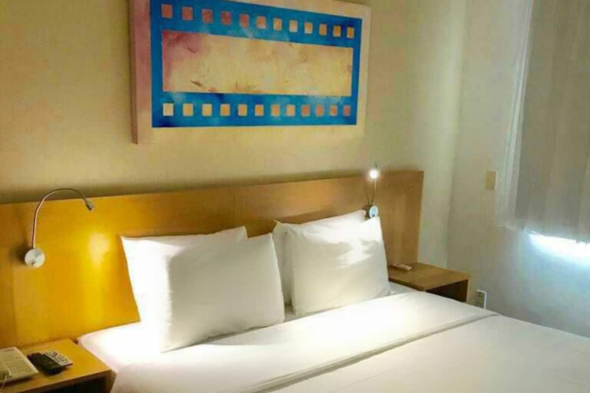 Minibar, in-room safe, desk, blackout curtains