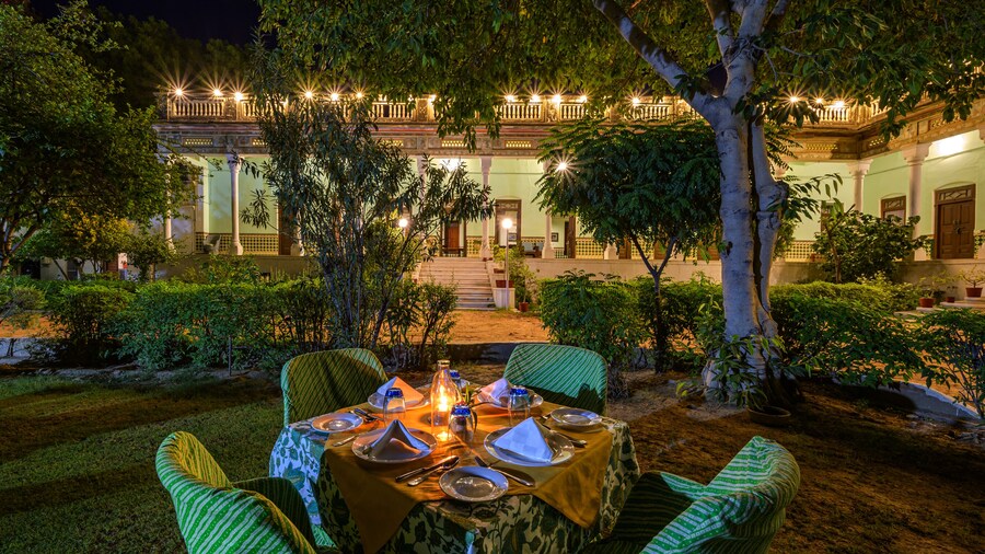 Neemrana's - Piramal Haveli