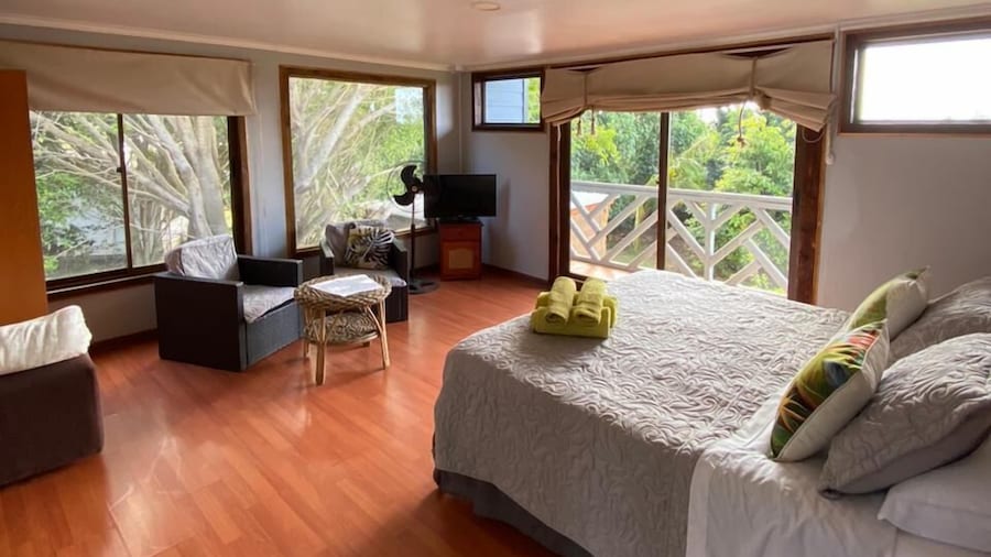Hotel Uka Mana