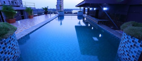 Indoor pool, outdoor pool