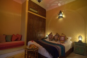 In-room safe, free WiFi - Riad Imilchil (Marrakech)