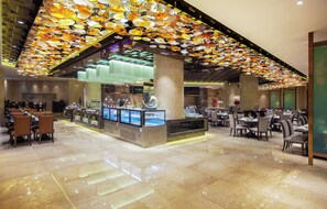 Ảnh chưa phân loại, 3 trong số 23 ảnh, nút