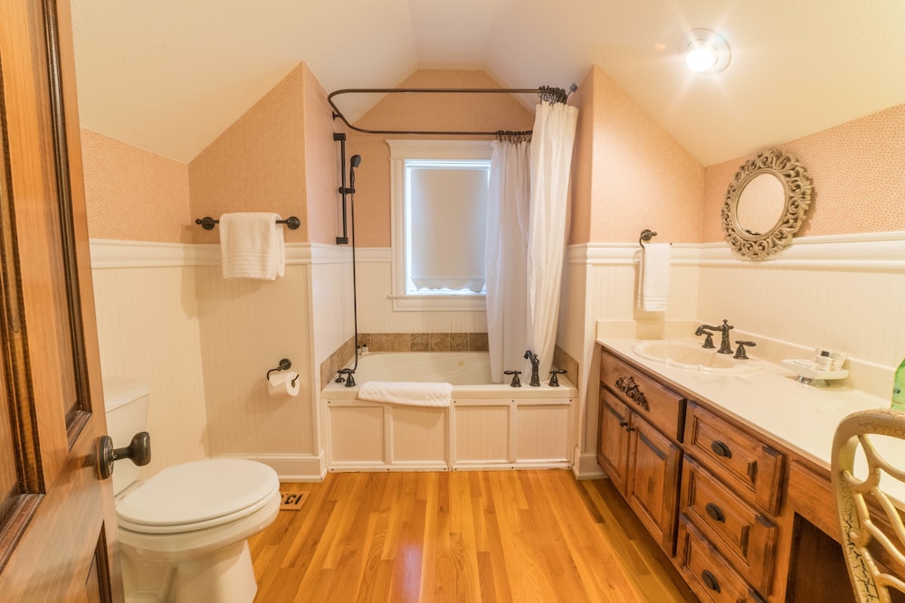 The Victoria Bed & Breakfast by null