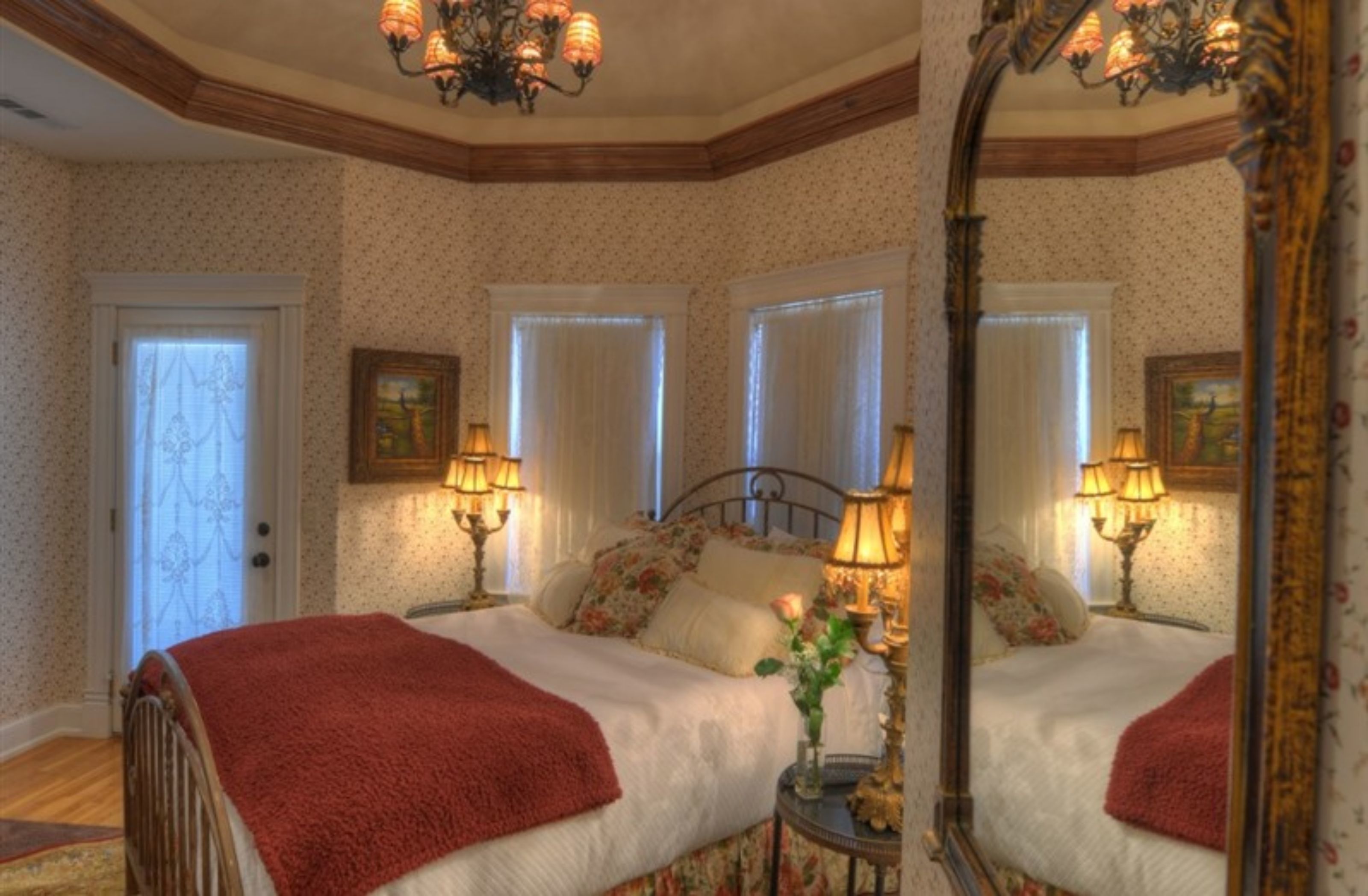 Décoration personnalisée, ameublement personnalisé, bureau