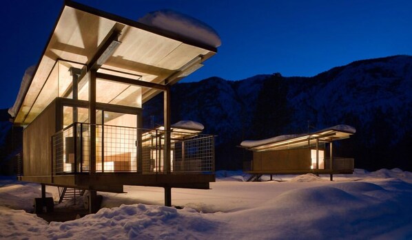 Exterior - Rolling Huts (Winthrop)