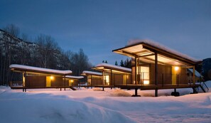 Exterior - Rolling Huts (Winthrop)