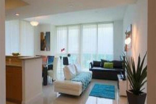 Miami Luxury Suite in Downtown Brickell